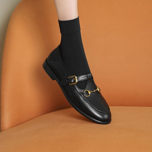 westory百搭通勤真皮圆头复古平底玛丽珍小皮鞋女22年新款72541 商品图4