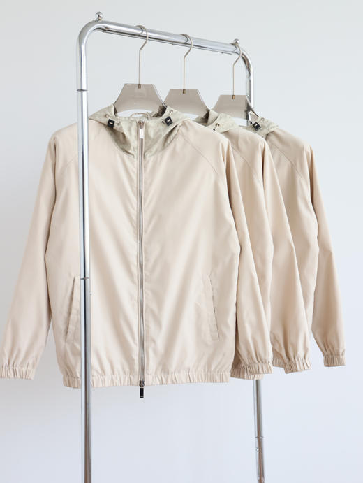 西D 卡其色薄款连帽风衣外套 WT477 商品图0