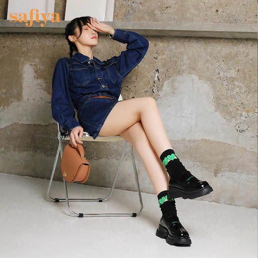 Safiya/索菲娅全羊皮小皮鞋2022早秋学院风厚底一脚蹬增高超轻系列乐福鞋  SF23112417 商品图1