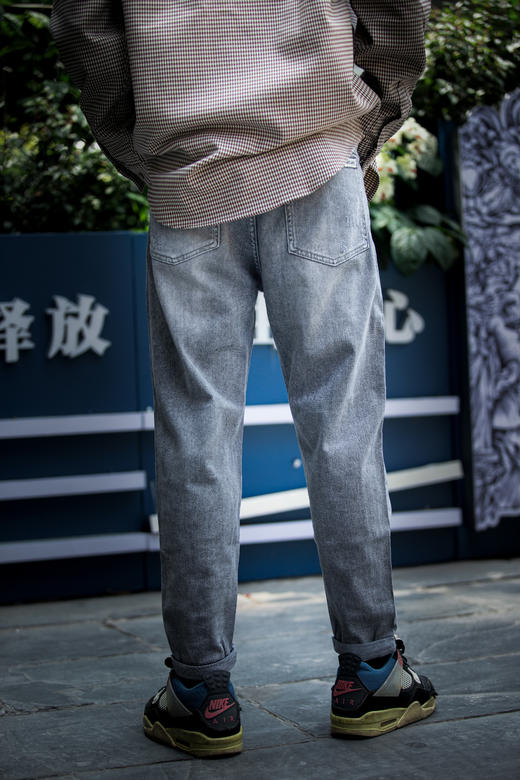 E239731490休闲牛仔裤 商品图1
