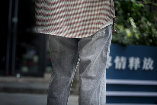 E239731490休闲牛仔裤 商品图3