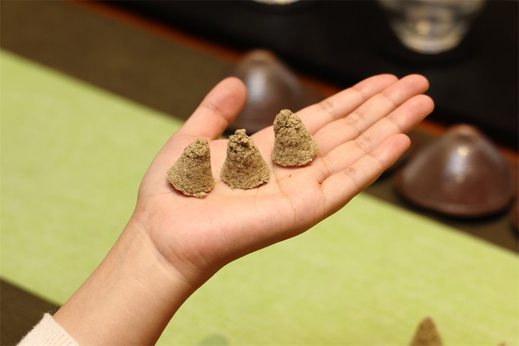 艾绒10.jpg 艾绒10.jpg