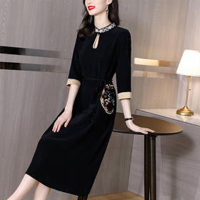 2022年春夏新款港味复古chic裙子中国风刺绣黑色收腰显瘦连衣裙女 AHM-as8013