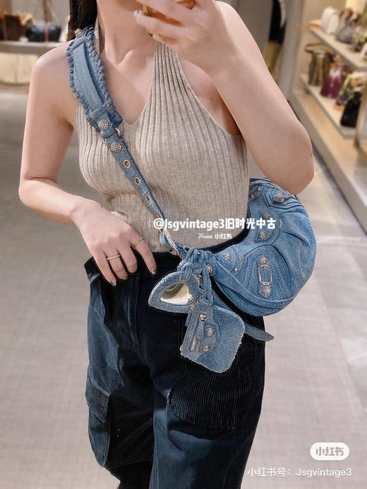 Balenciag* Le Cagole 
半月牙腋下包/斜挎包-xs 商品图3