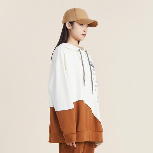 谜底休闲连帽卫衣女2022秋新款oversize爱心雨绣花上衣223MV1028 商品图1