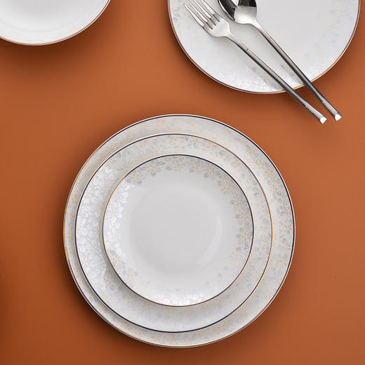 品物攸宜 良辰8人用40头骨质瓷高级感家用轻奢餐具套装 商品图2