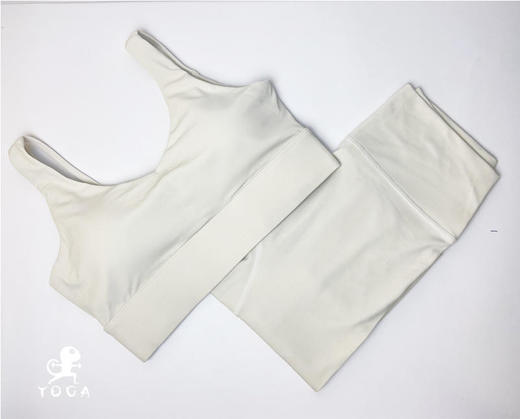 壁虎瑜伽【2208TZ188】U领美背高弹瑜伽套装（有胸垫）【5天发货】 商品图9
