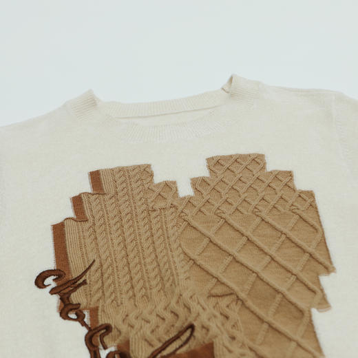 谜底套头针织衫女2022秋新款柔软舒适爱心织花圆领毛衣223MZ1382 商品图4