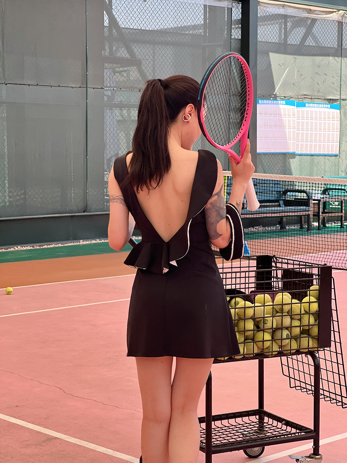 致命女人优雅小黑裙风格运动网球裙