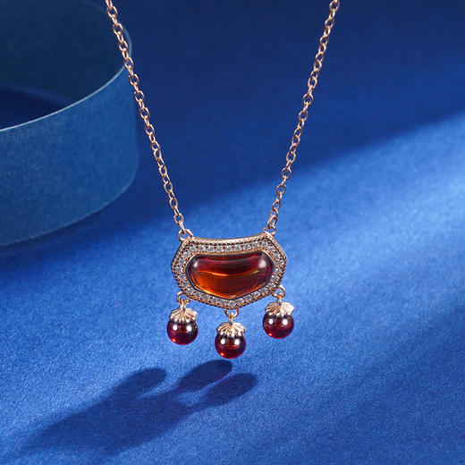 【富贵如意】石榴石坠宫廷长命锁项链【ZJHY-N000865M】镀金2208 商品图2