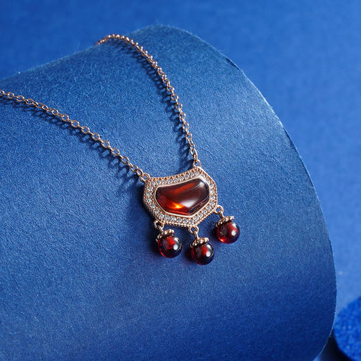 【富贵如意】石榴石坠宫廷长命锁项链【ZJHY-N000865M】镀金2208 商品图4