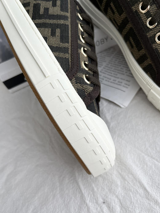 【大促，不退不换】 芬*迪 女士 双F提花帆布休闲轻便板鞋  Domino低帮运动鞋 3色  BZ988 商品图5