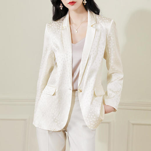 QY 89822高档气质纯色真丝桑蚕丝西服外套 商品图0