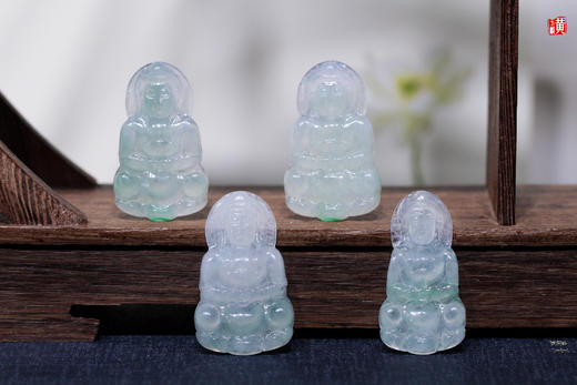 天然翡翠【观音】  配精美挂绳 商品图0