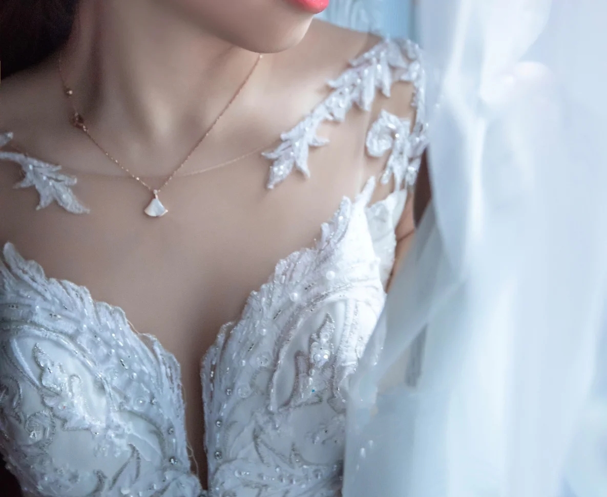 B格丽经典小扇子项链