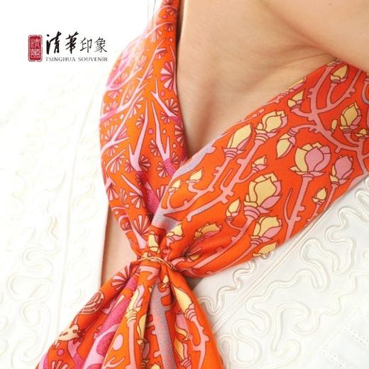 清华水木拾萃-生生不息款方丝巾 商品图4