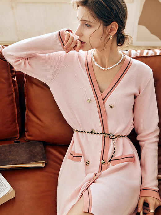 OLrain欧芮儿法式粉色连衣裙女早秋2022年新款显瘦撞色V领直身裙 商品图3