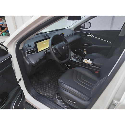 哪吒汽车 哪吒U Pro 400 巡航版 【长租-深圳】 商品图5