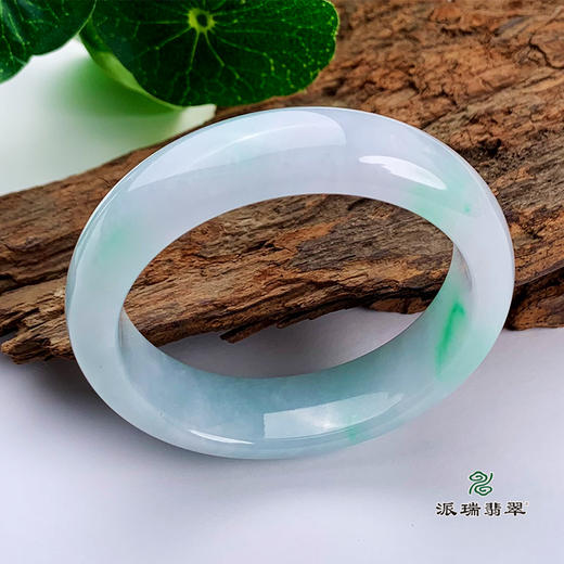 派瑞翡翠 翡翠手镯 糯种 飘花 商品图0