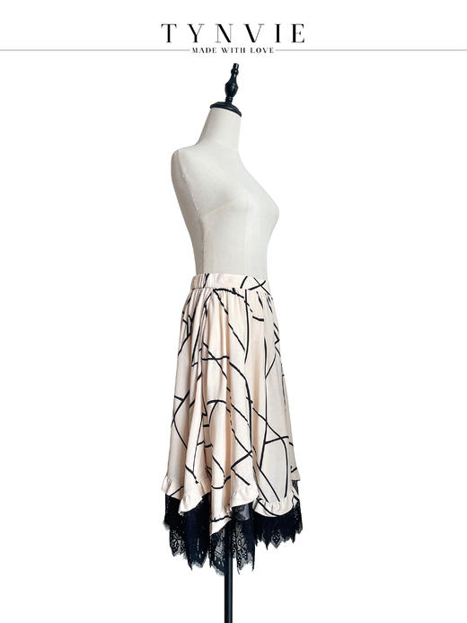 TYNVIE 波浪裙摆蕾丝拼接半身裙-印花 商品图1