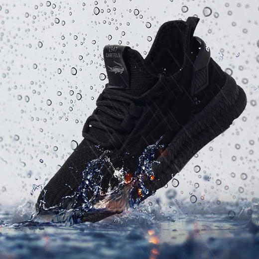 脚胖拍大一码【防泼水，防污！】夏季款卡帝乐鳄鱼男女休闲防泼水飞织鞋，防滑鞋，夏季飞织跑鞋，柔软耐磨时髦百搭！ 商品图2