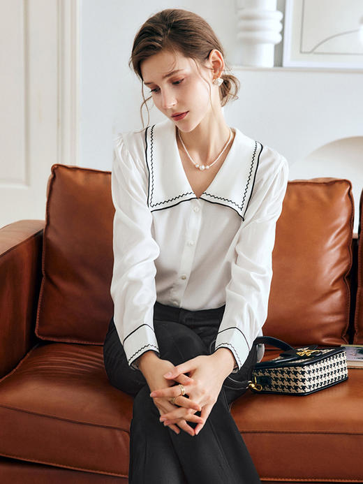 OLrain法式白色长袖衬衫女早秋2022年新款职场轻熟风宽松v领上衣 商品图1