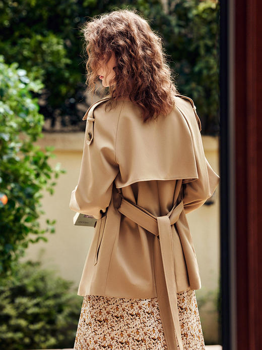 OLrain法式卡其色短款风衣外套女早秋2022新款气质小个子薄款大衣 商品图3