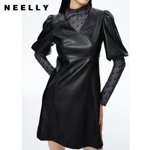 NEELLY纳俪商场同款气质V领泡泡袖连衣裙女收腰显瘦pu皮A字裙百搭N22091Y01145 商品图3