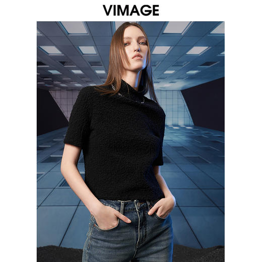 VIMAGE纬漫纪秋季新款半高领纯色舒适套头小上衣V1813418 商品图3