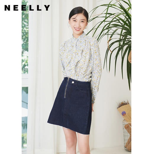 NEELLY纳俪商场同款秋季新款立领碎花衬衫女甜美荷叶边单排扣上衣N22074B04433 商品图2