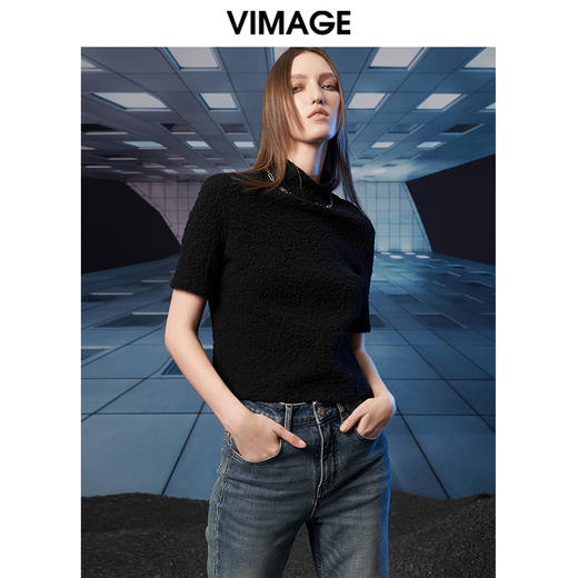 VIMAGE纬漫纪秋季新款半高领纯色舒适套头小上衣V1813418 商品图0
