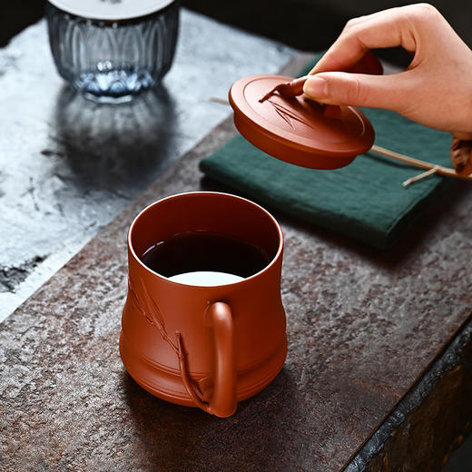 梵匠 『秀竹』名家纯手工 功夫茶泡茶杯男女通用办公大容量盖杯 宜兴原矿朱泥紫砂杯 380cc 商品图6