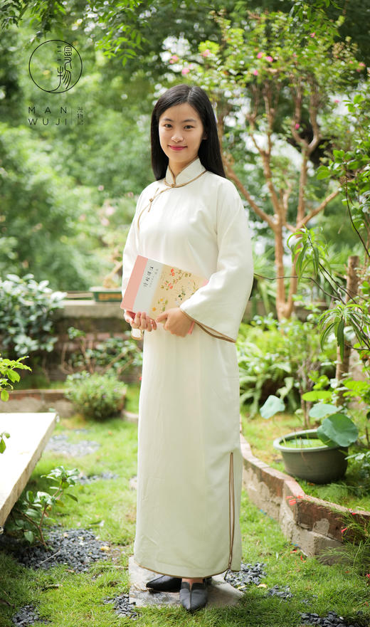 包边连肩喇叭袖旗袍 商品图0