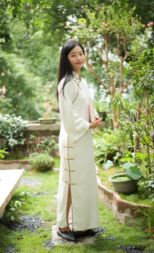 包边连肩喇叭袖旗袍 商品图1