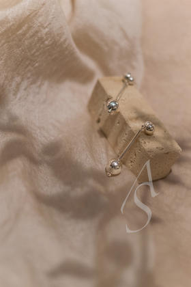 Sophie Buhai 纯银Suzanne流线球型耳环（一对）