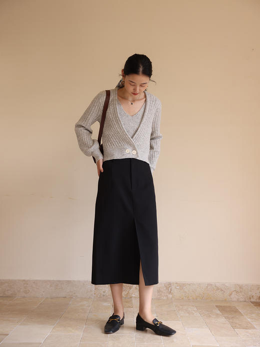 HeyDress法式针织开衫女秋季交叉设计感短款外套复古V领吊带背心 商品图3