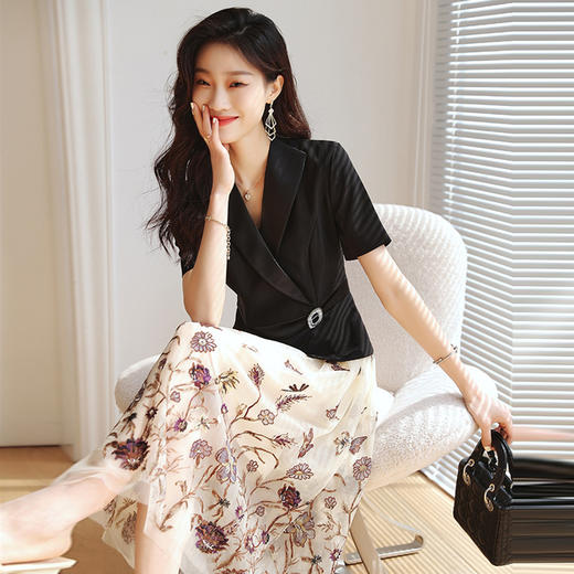 2022夏季新款职场气质轻奢高级感假两件轻薄纱刺绣连衣裙 HR-QSLG0211-3 商品图3