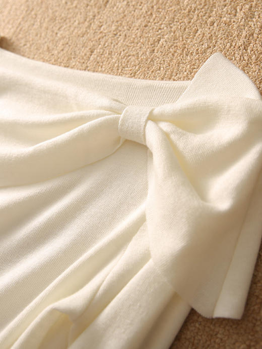 蝴蝶结针织衫2022秋设计感小众法式别致高级感修身毛衣一字领上衣MZ9371 商品图4