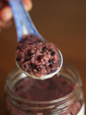 糯米黑米酒酿 醪糟甜酒酿 自然发酵不加糖 月子米酒