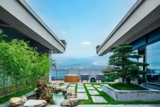 【雅安·蒙顶山假日度假酒店】周末不加价
🏞️畅游蒙顶山4A级风景区
🍃山茶花径，徒步寻春~
1️⃣469元高级房+双人门票+采茶体验
2️⃣539元高级房+双人门票+往返索道+采茶体验 商品图9