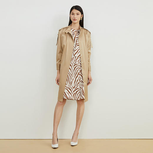 EITIE爱特爱纪秋季新款纯色显瘦风衣6704407 商品图3