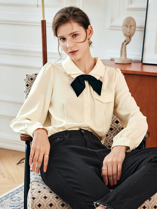 OLrain欧芮儿法式杏色衬衫女早秋2022新款设计感蝴蝶结双层领小衫 商品图1