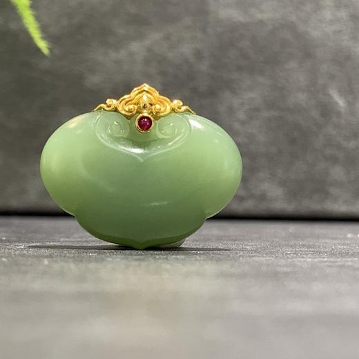 【御珠宫坊】金镶碧玉如意 商品图0