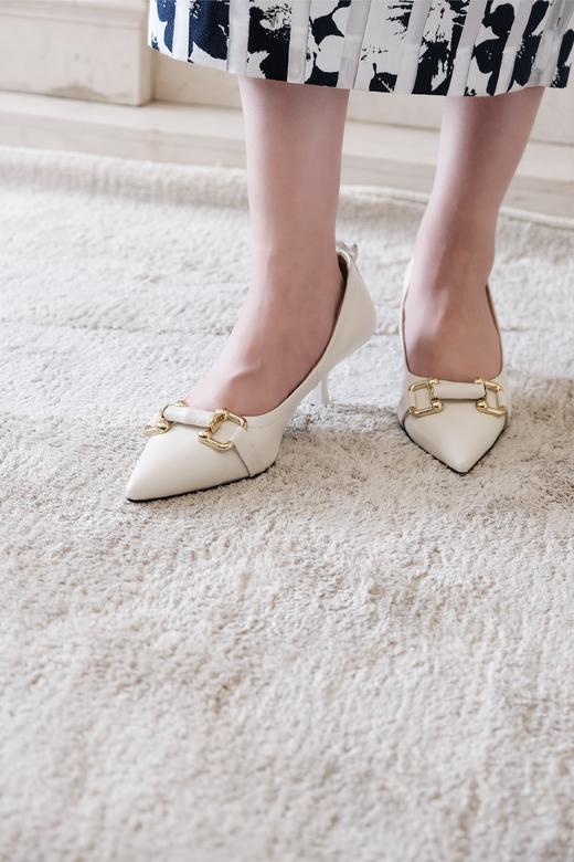 skp奢JI品牌代工厂定制——竹节扣胎牛皮优雅高跟鞋！6CM跟高 脚口松紧褶超显瘦包脚！柔软羊皮里 北京SKP商场线下款跟单 Gu*ci经典竹节元素 中国风韵味 尖头显气质显腿长！ 商品图10