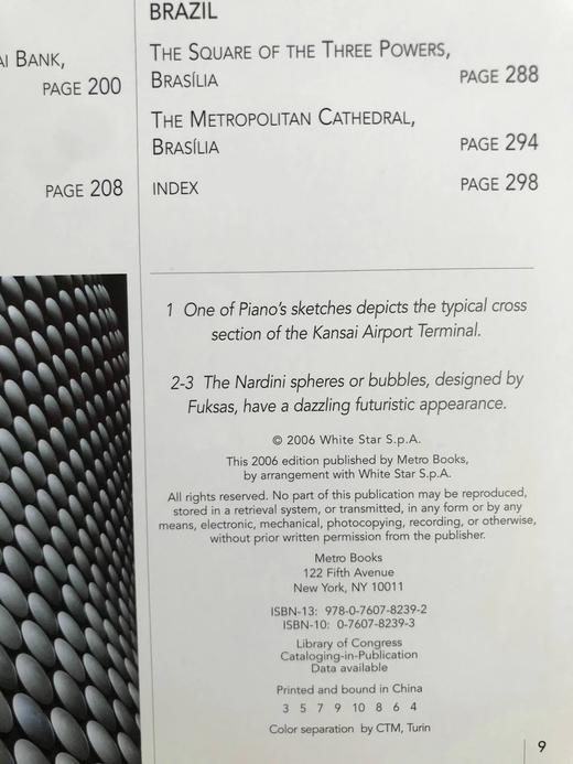 现代建筑杰作（裸书MetroBooks） 数百幅插图 精装8开 商品图3