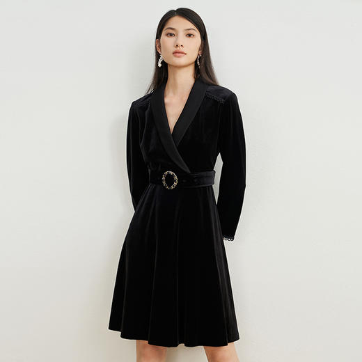 EITIE爱特爱秋冬新款束腰长袖优雅气质显瘦连衣裙6707430 商品图3