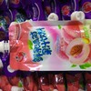 蜡笔小新鲜果派对果汁饮料袋装350g 水蜜桃味 商品缩略图0