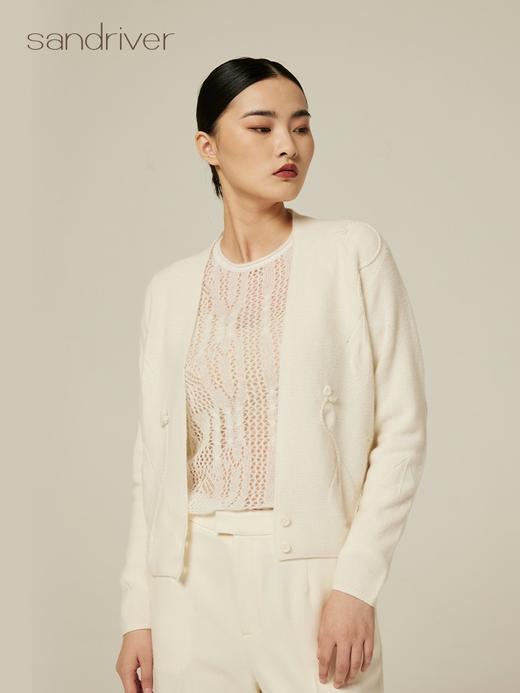 羊绒提花手工绣花外套 SJF94W220K 商品图1