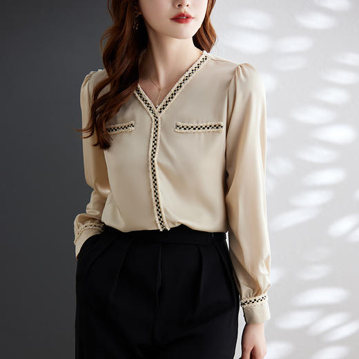 XZ-Q6675雪纺初秋T恤打底衫女百搭衬衫小香风V领时尚新潮别致显瘦 商品图0