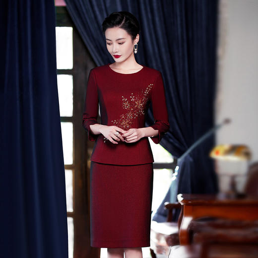 MLY-60889秋季新款年轻款喜婆婆婚宴装结婚礼服红色套装 商品图2